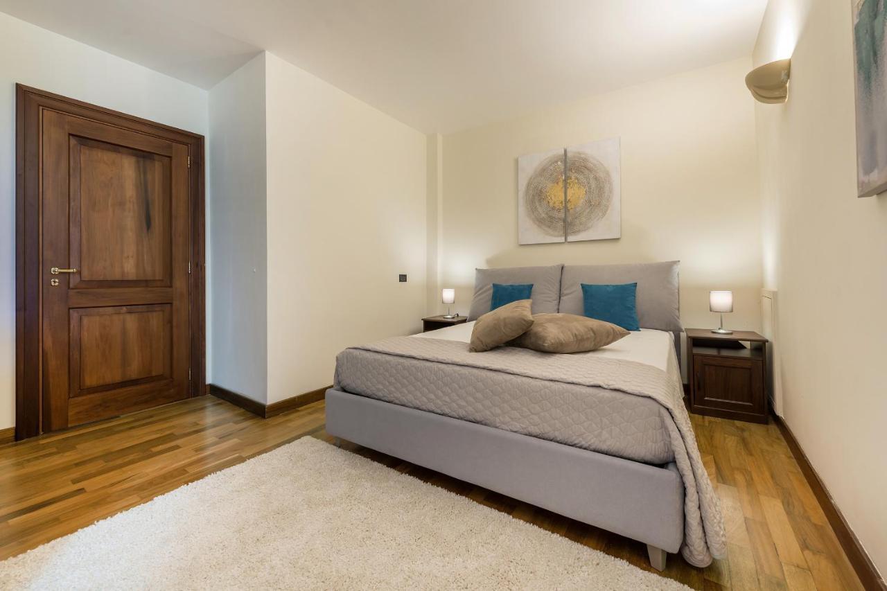 Goodstay Palazzo Marini Suite Lecce Ngoại thất bức ảnh