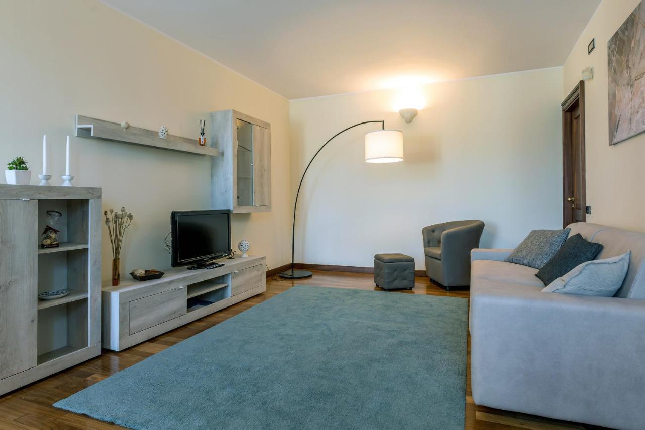 Goodstay Palazzo Marini Suite Lecce Ngoại thất bức ảnh